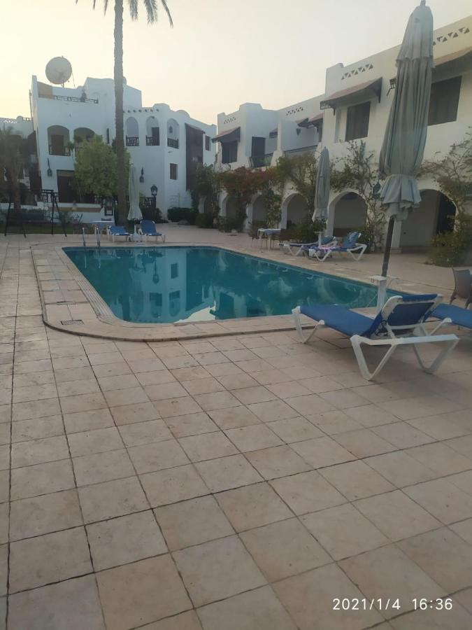 Six Corners Resort Abū Sulţān Extérieur photo