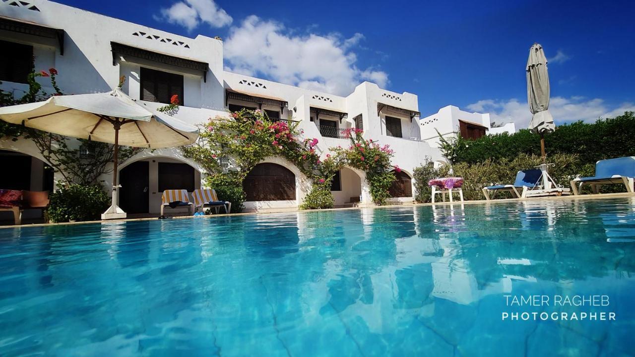 Six Corners Resort Abū Sulţān Extérieur photo